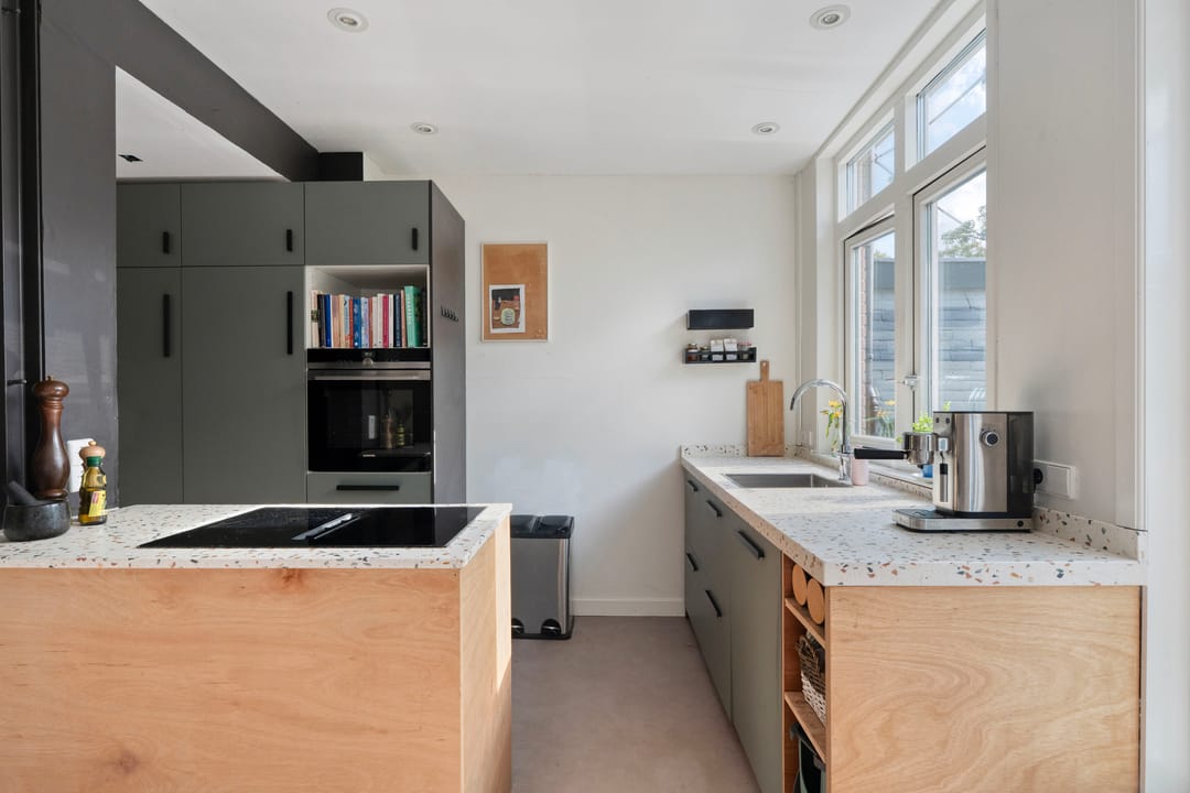 Photo 13 of Weteringstraat 27