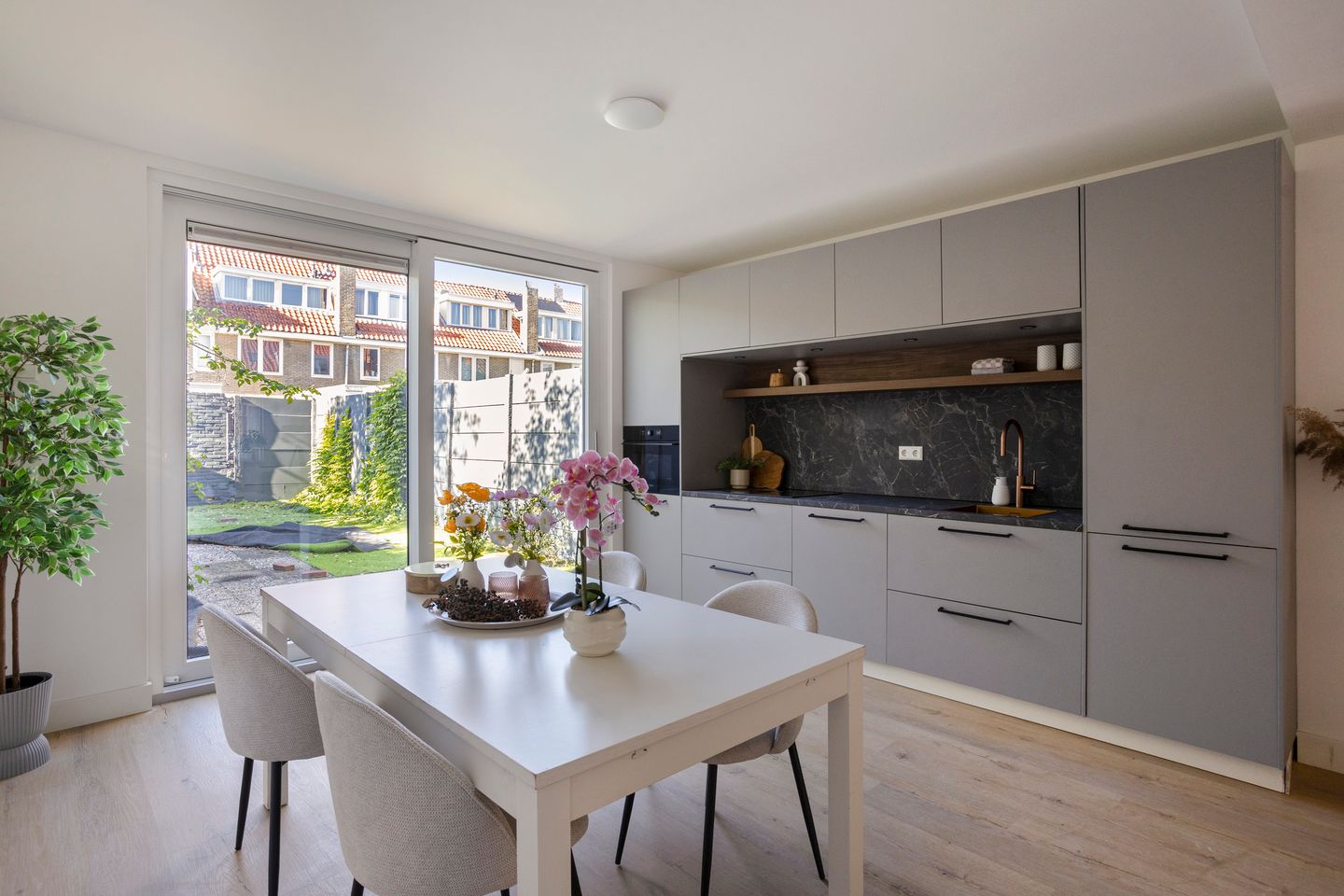 Photo 19 of Korenbloemstraat 38