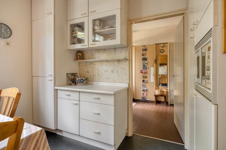 Tussenwoning te koop: P.C. Hooftlaan 14, Hengelo
