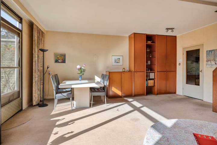 Tussenwoning te koop: P.C. Hooftlaan 14, Hengelo