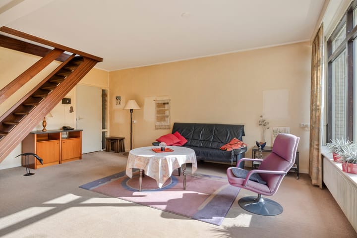 Tussenwoning te koop: P.C. Hooftlaan 14, Hengelo