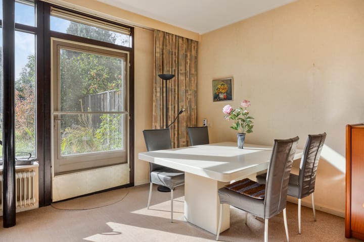 Tussenwoning te koop: P.C. Hooftlaan 14, Hengelo