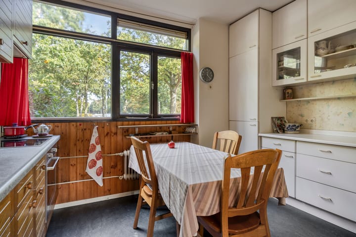 Tussenwoning te koop: P.C. Hooftlaan 14, Hengelo