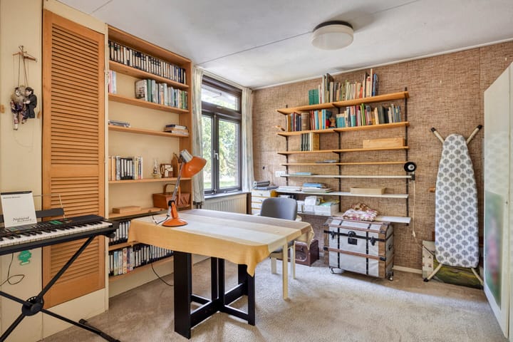 Tussenwoning te koop: P.C. Hooftlaan 14, Hengelo