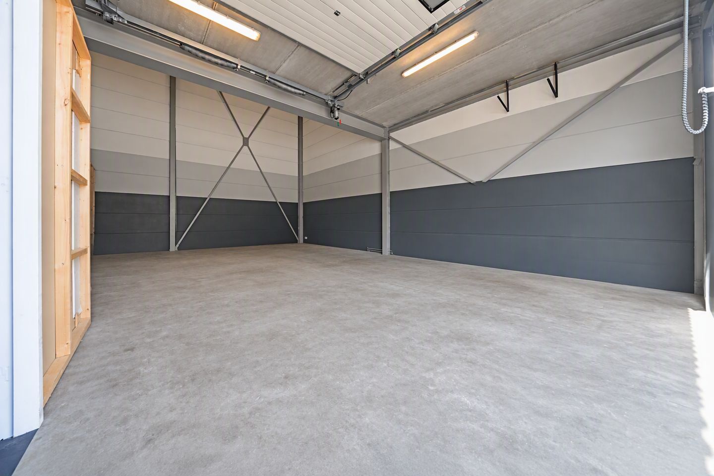 View photo 3 of Remmingweg 8-A