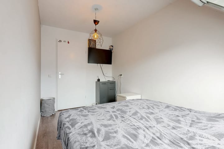 Tussenwoning te koop: Wagenmaker 15, Leiderdorp