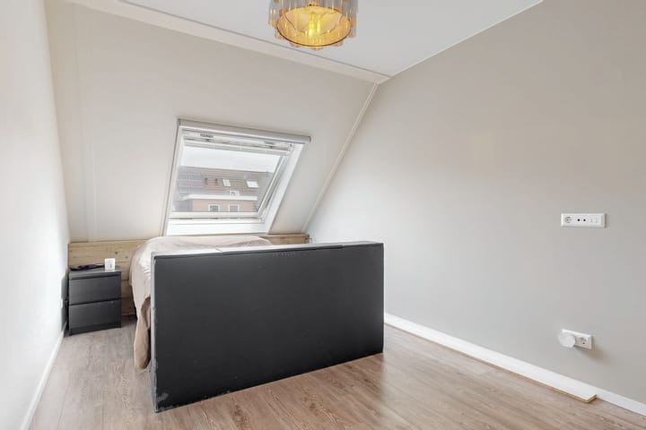 Tussenwoning te koop: Wagenmaker 15, Leiderdorp