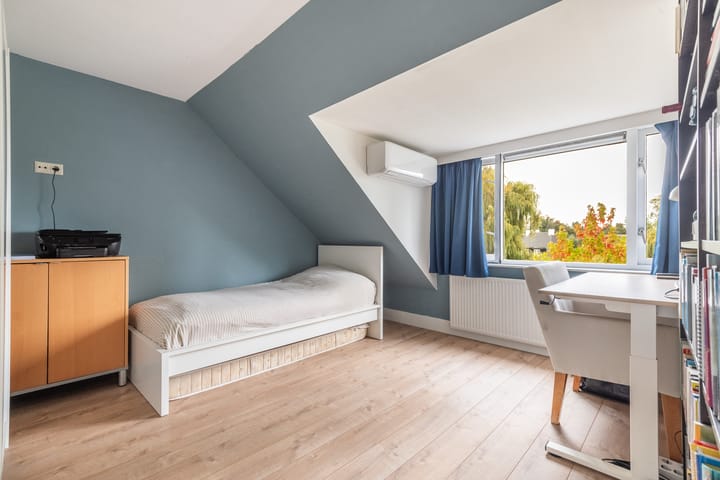 Tussenwoning te koop: Van Ballegooijsingel 80, Rotterdam