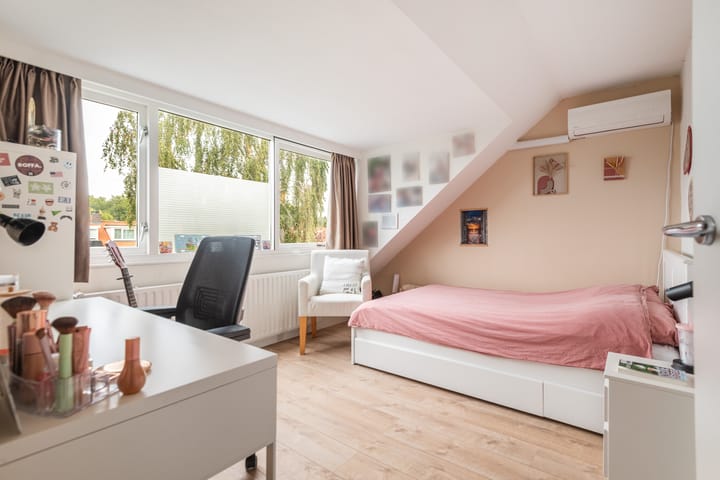 Tussenwoning te koop: Van Ballegooijsingel 80, Rotterdam