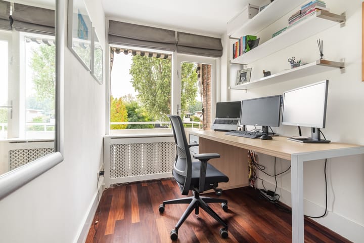 Tussenwoning te koop: Van Ballegooijsingel 80, Rotterdam