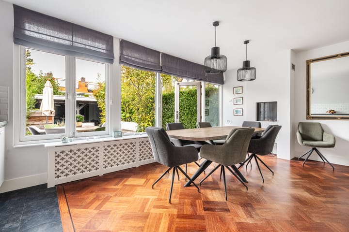 Tussenwoning te koop: Van Ballegooijsingel 80, Rotterdam