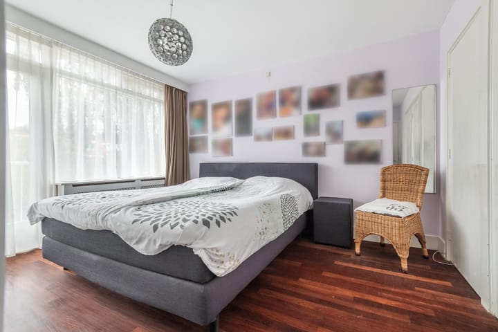 Tussenwoning te koop: Van Ballegooijsingel 80, Rotterdam