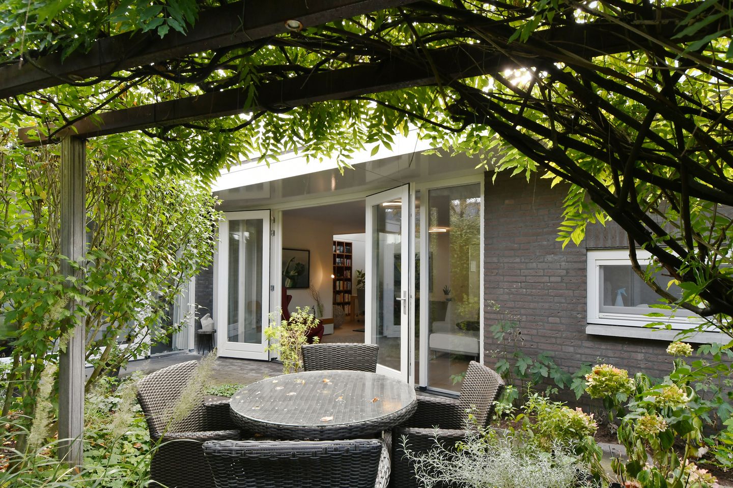 Photo 29 of Dassenberg 1