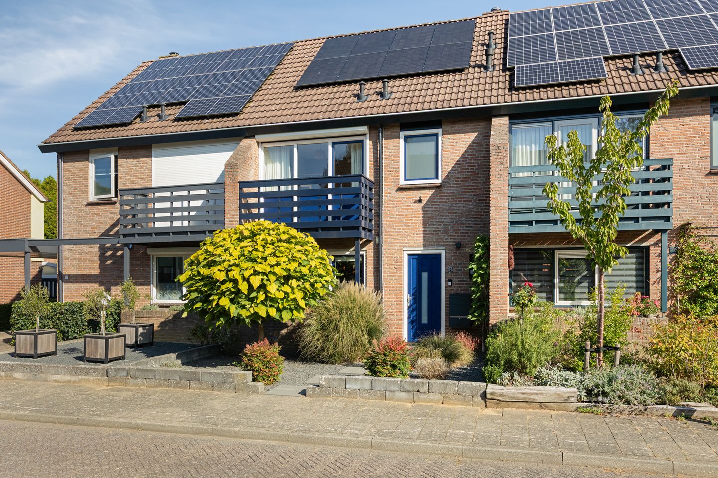 Photo 4 of Meidoornstraat 10