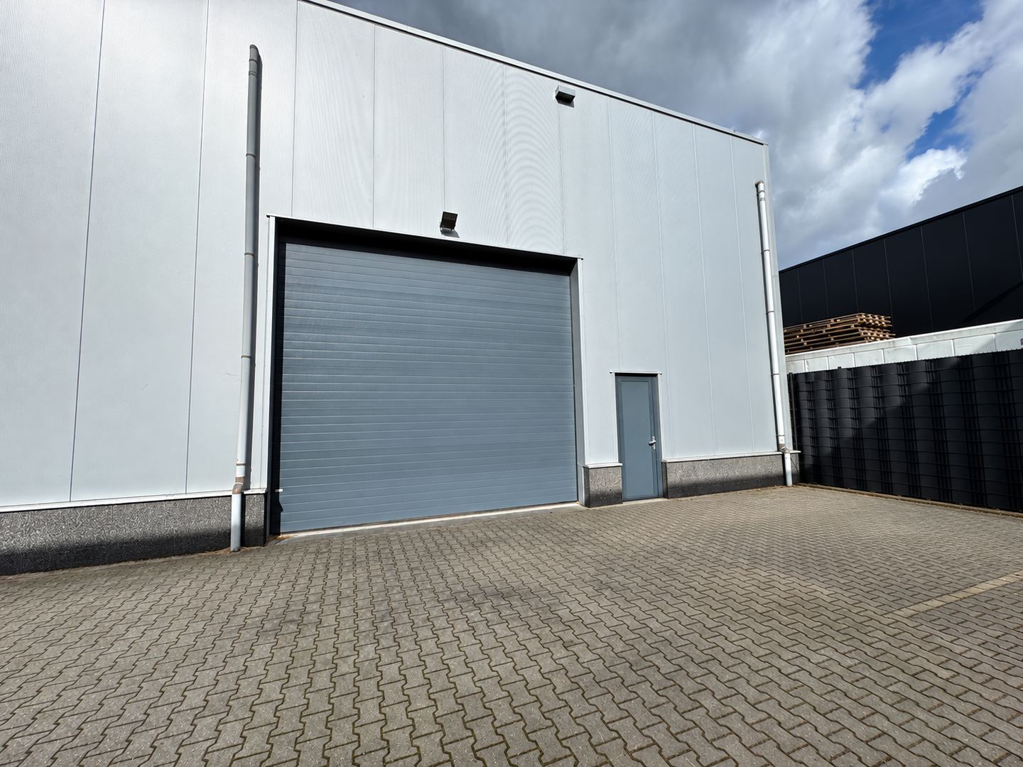 View photo 1 of Het Laar 28