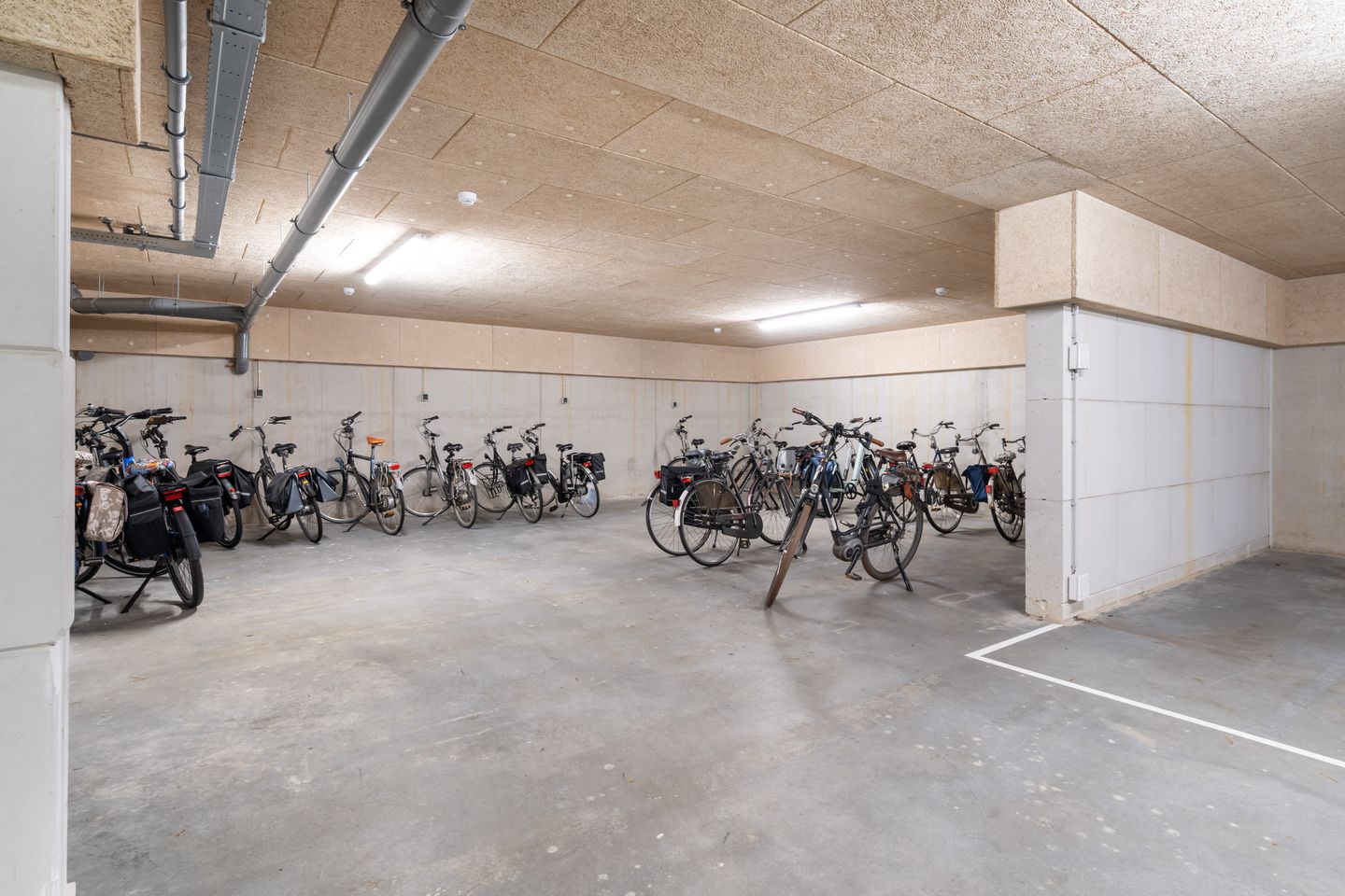 Photo 35 of De Gaarde 8