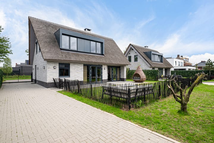 Photo 4 of Lijnzaadweg 26