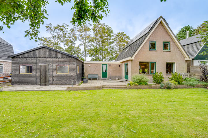 Vrijstaande woning te koop: Ambachtsdijk 65, Oudkarspel (Gem. Dijk En Waard)