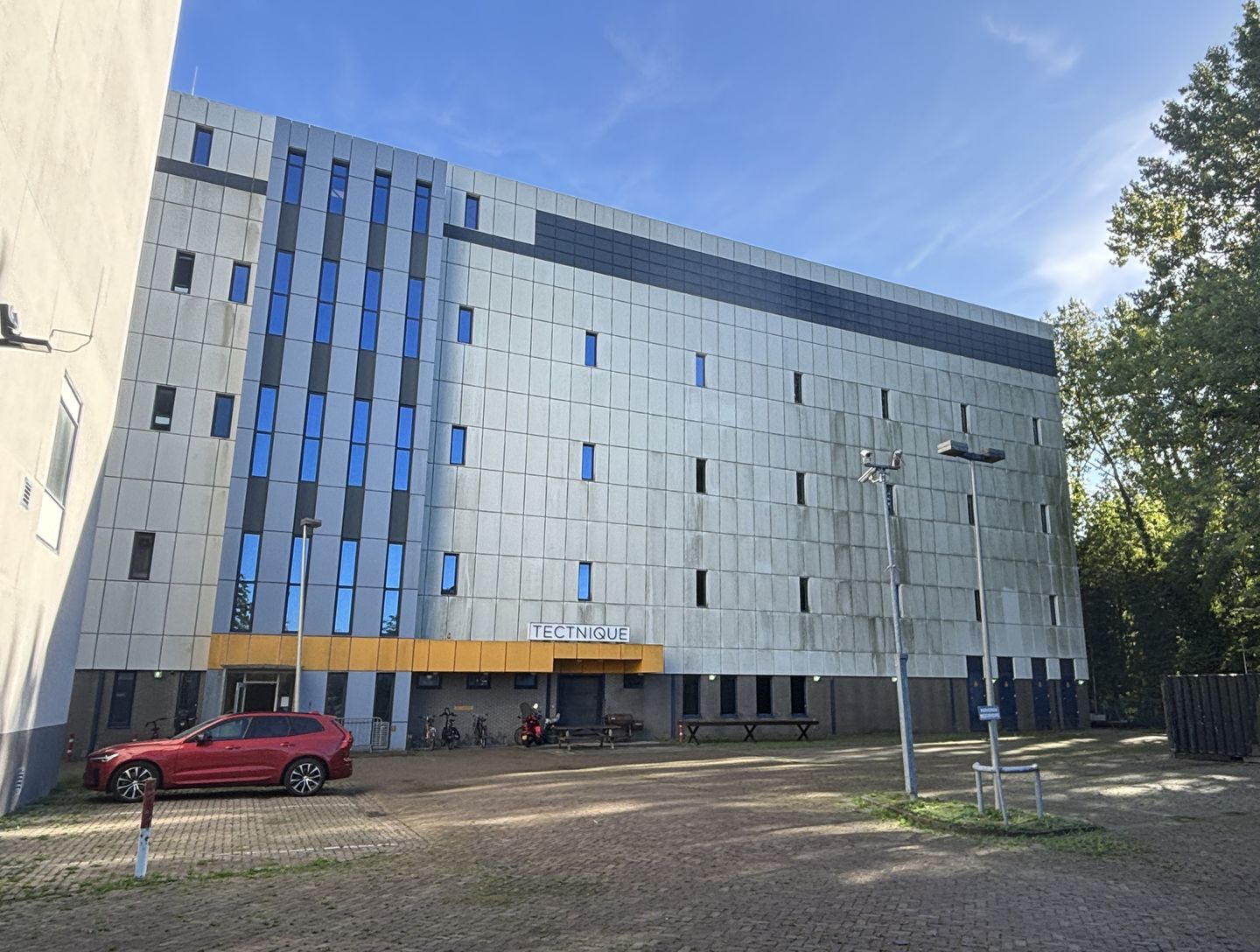 View photo 2 of Peizerweg 156