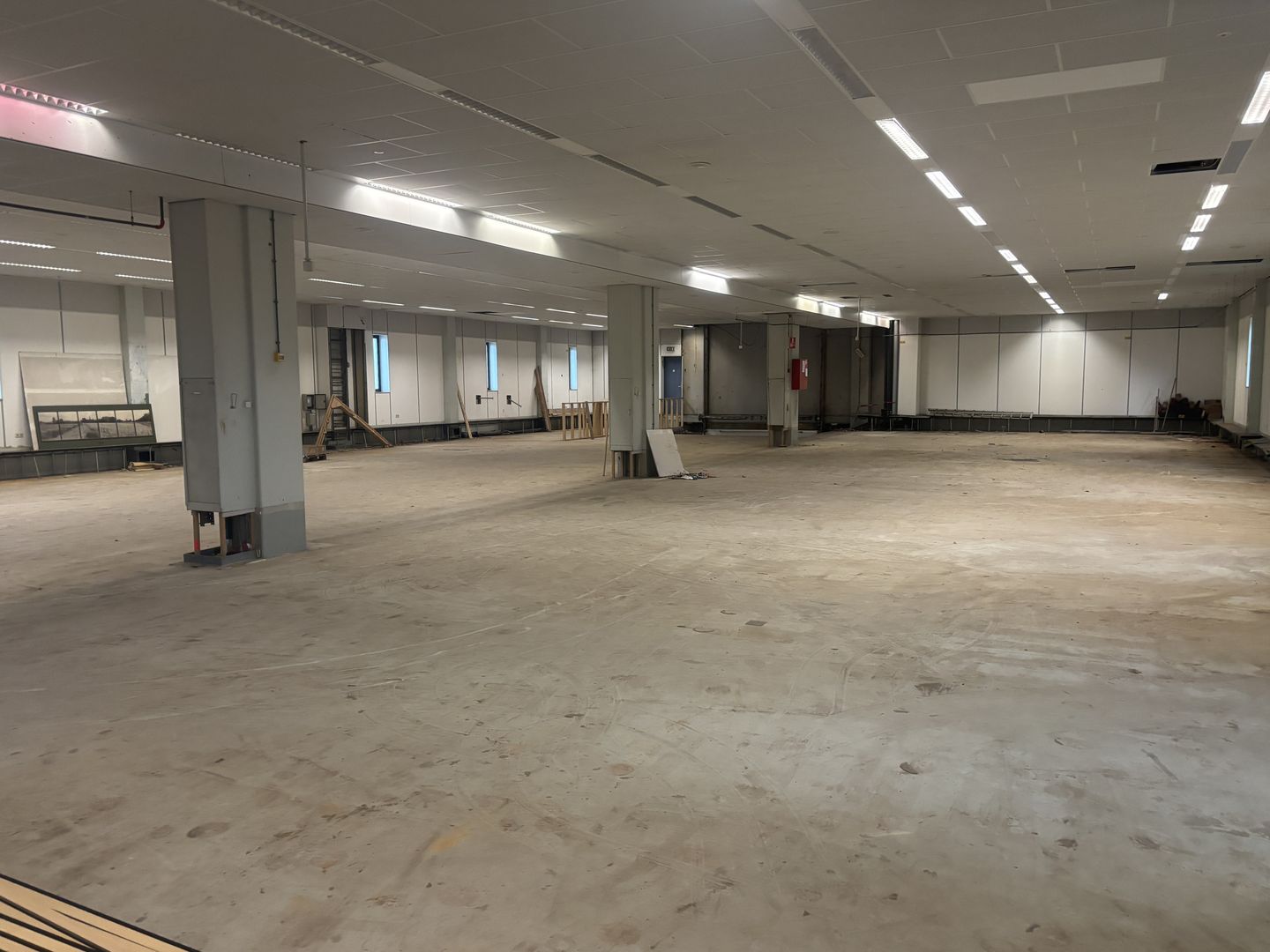 View photo 3 of Peizerweg 156