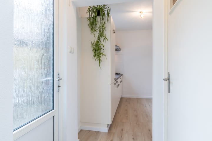 Tussenwoning te koop: Tenelenweg 110, Voerendaal