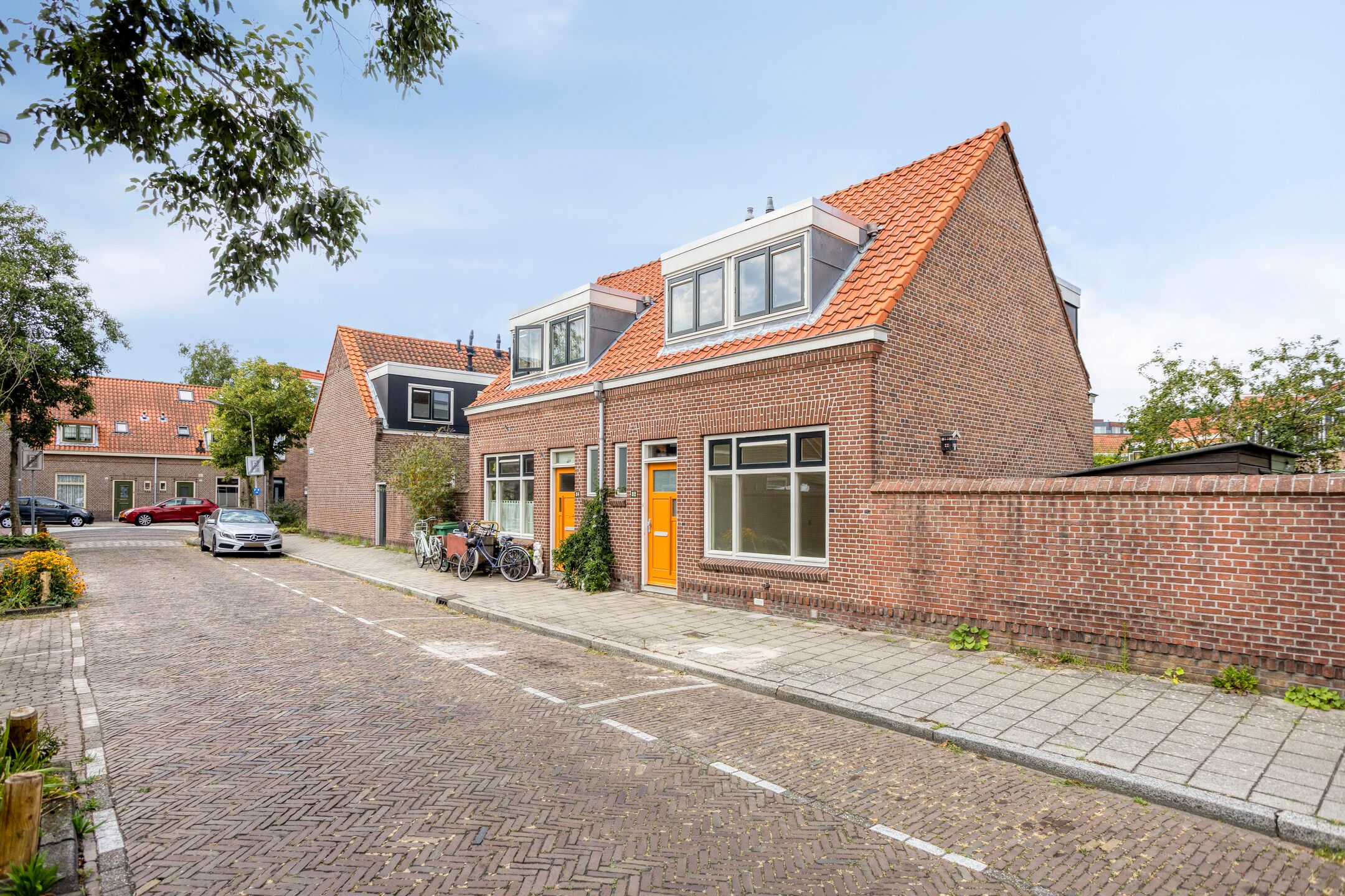 Photo 24 of Patriarchstraat 32