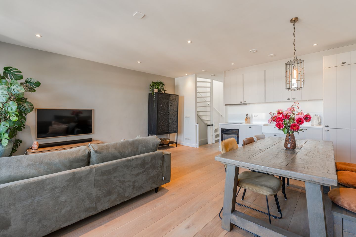 Photo of Vrolikstraat 303-4