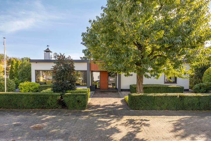 Vrijstaande woning te koop: Sportlaan 1, Berlicum