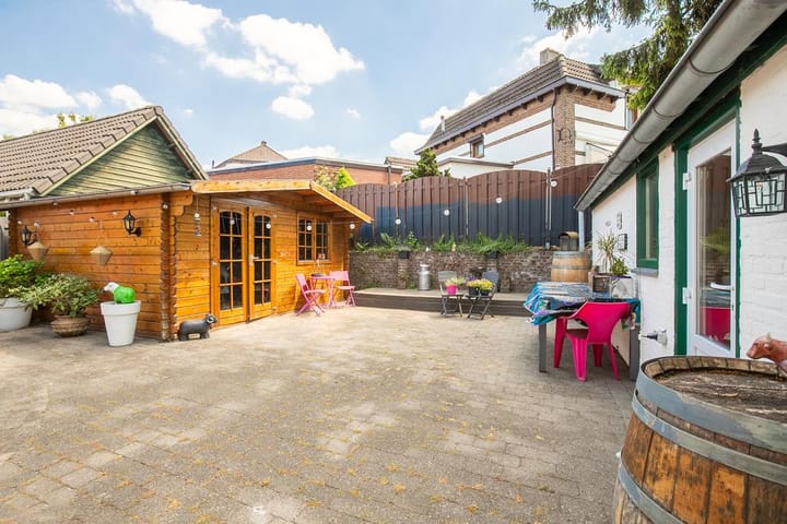 Twee-onder-één-kap te koop: Leenstraat 4, Landgraaf