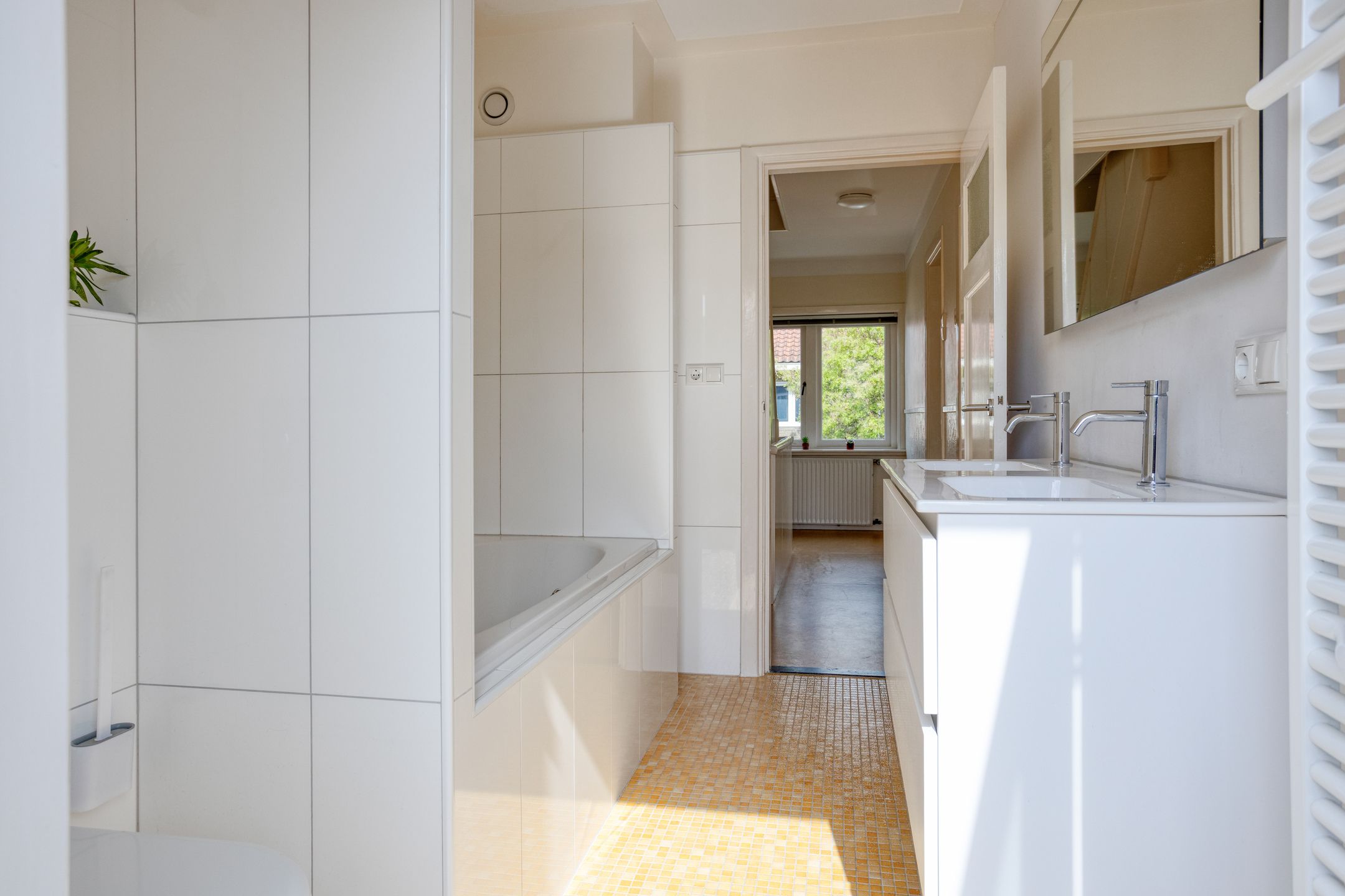 Photo 36 of Korenbloemstraat 4
