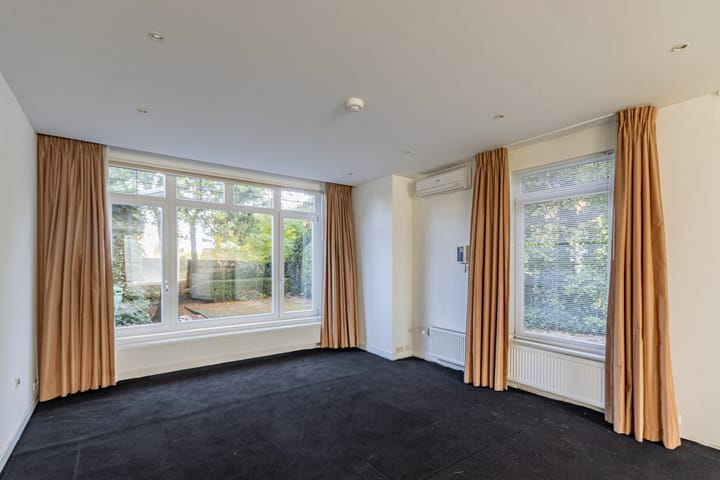 Vrijstaande woning te koop: Utrechtseweg 334, De Bilt