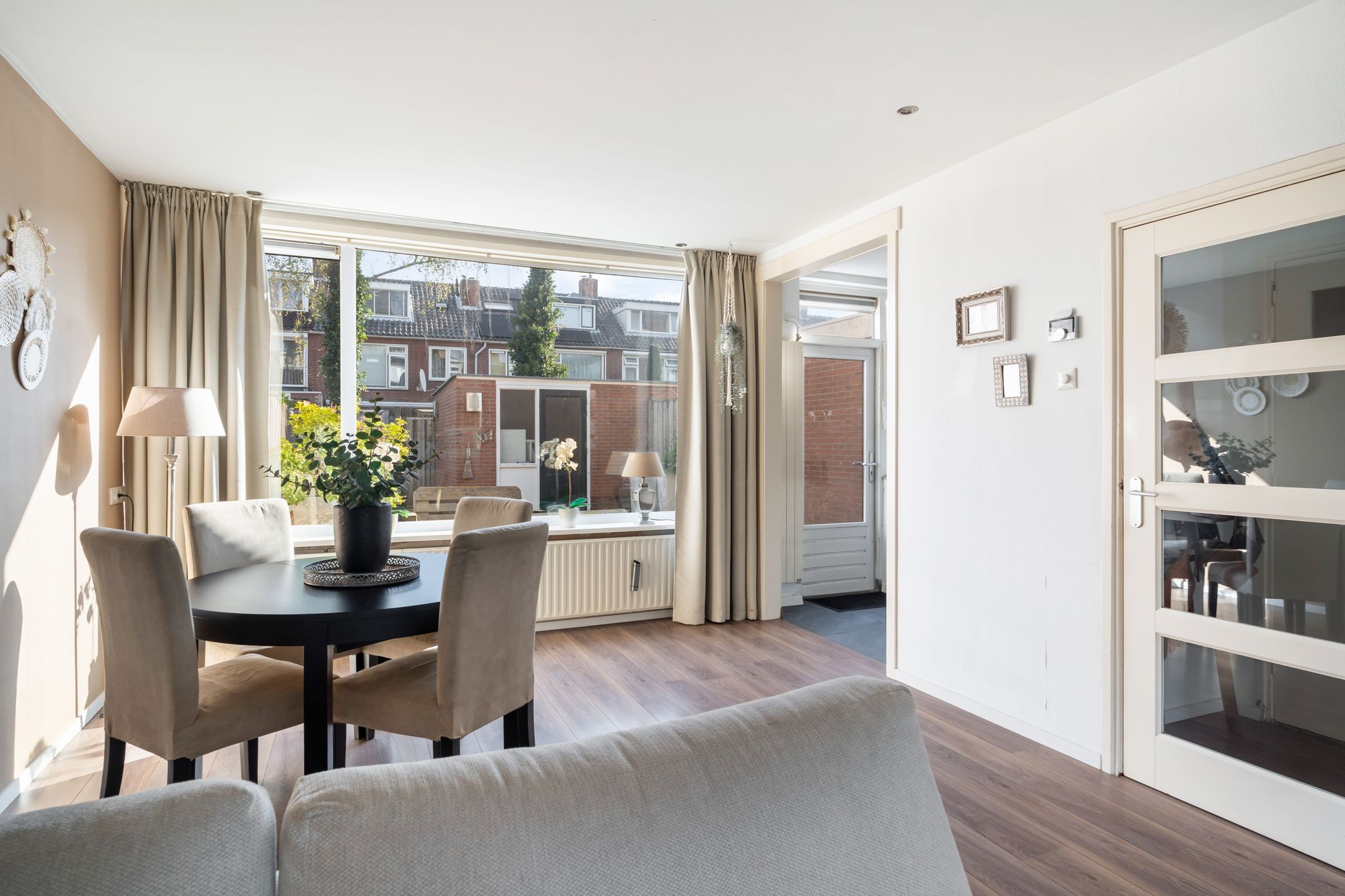 Photo 9 of Leliestraat 5