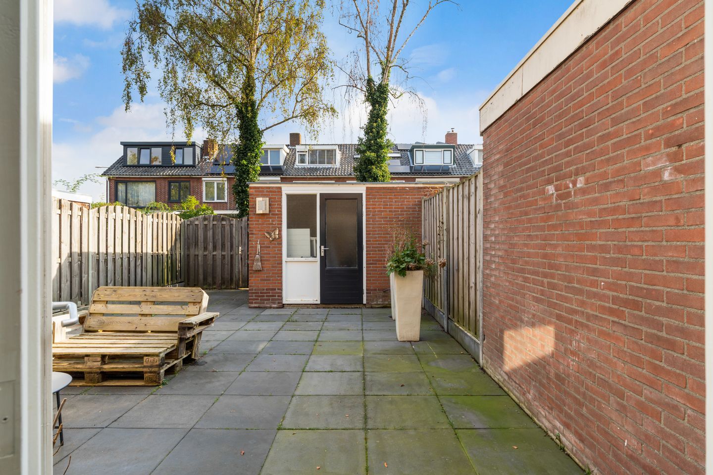 Photo 14 of Leliestraat 5