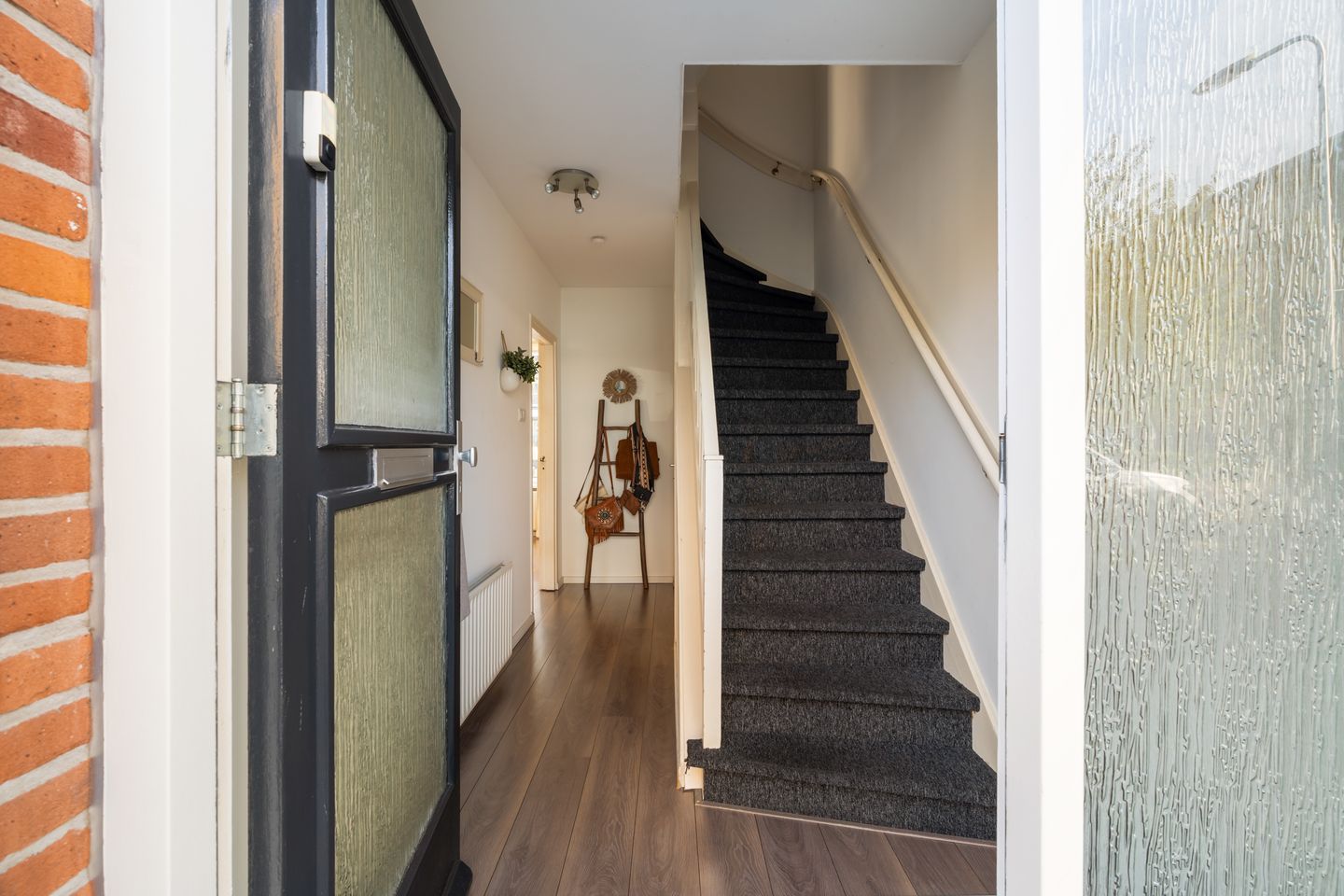 Photo 34 of Leliestraat 5