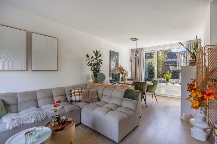 Tussenwoning te koop: Oude Renbaan 9, Blaricum