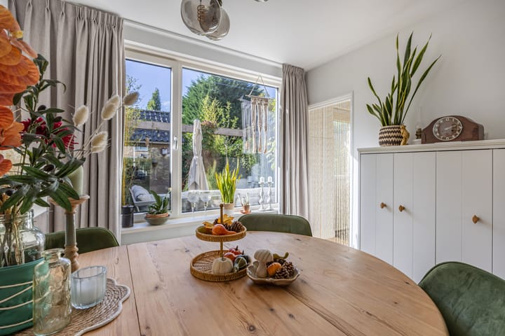 Tussenwoning te koop: Oude Renbaan 9, Blaricum