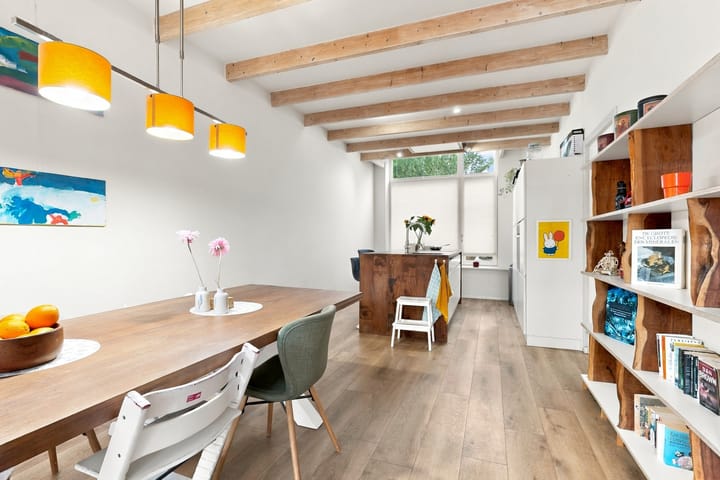 Hoekwoning te koop: Haarlemmerweg 57A, Leiden