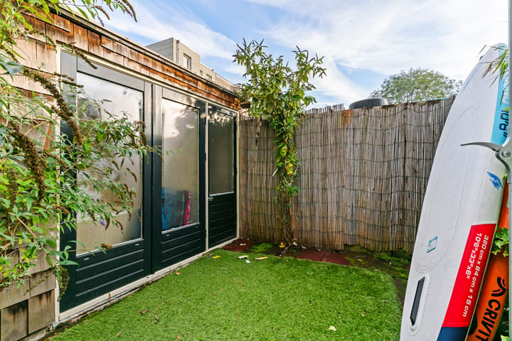 Hoekwoning te koop: Haarlemmerweg 57A, Leiden