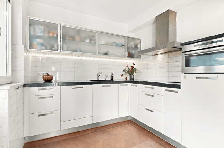 Tussenwoning te koop: Bernard Zweerslaan 5, Baarn