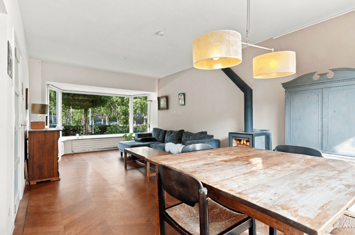 Tussenwoning te koop: Bernard Zweerslaan 5, Baarn
