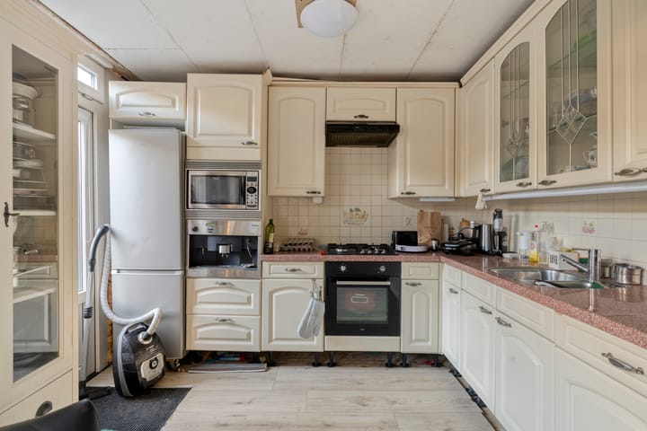 Tussenwoning te koop: Archipellaan 17, Delft