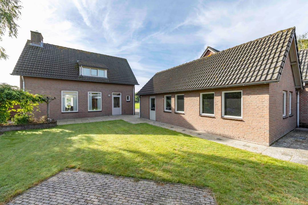 Photo 32 of Torenstraat 15
