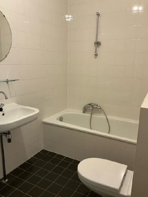 Appartement te huur: Gustav Mahlerlaan 513, Amsterdam