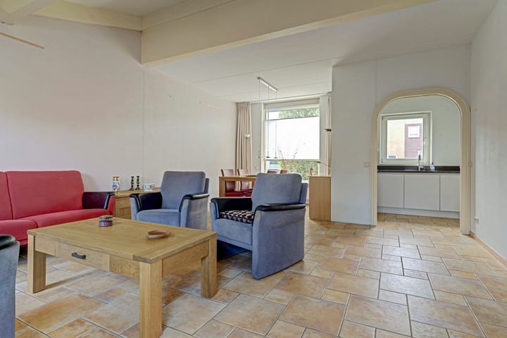 Tussenwoning te koop: Sneeuwvlok 16, Elst (Ge)