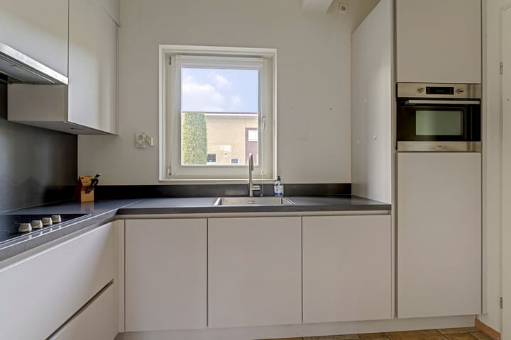 Tussenwoning te koop: Sneeuwvlok 16, Elst (Ge)