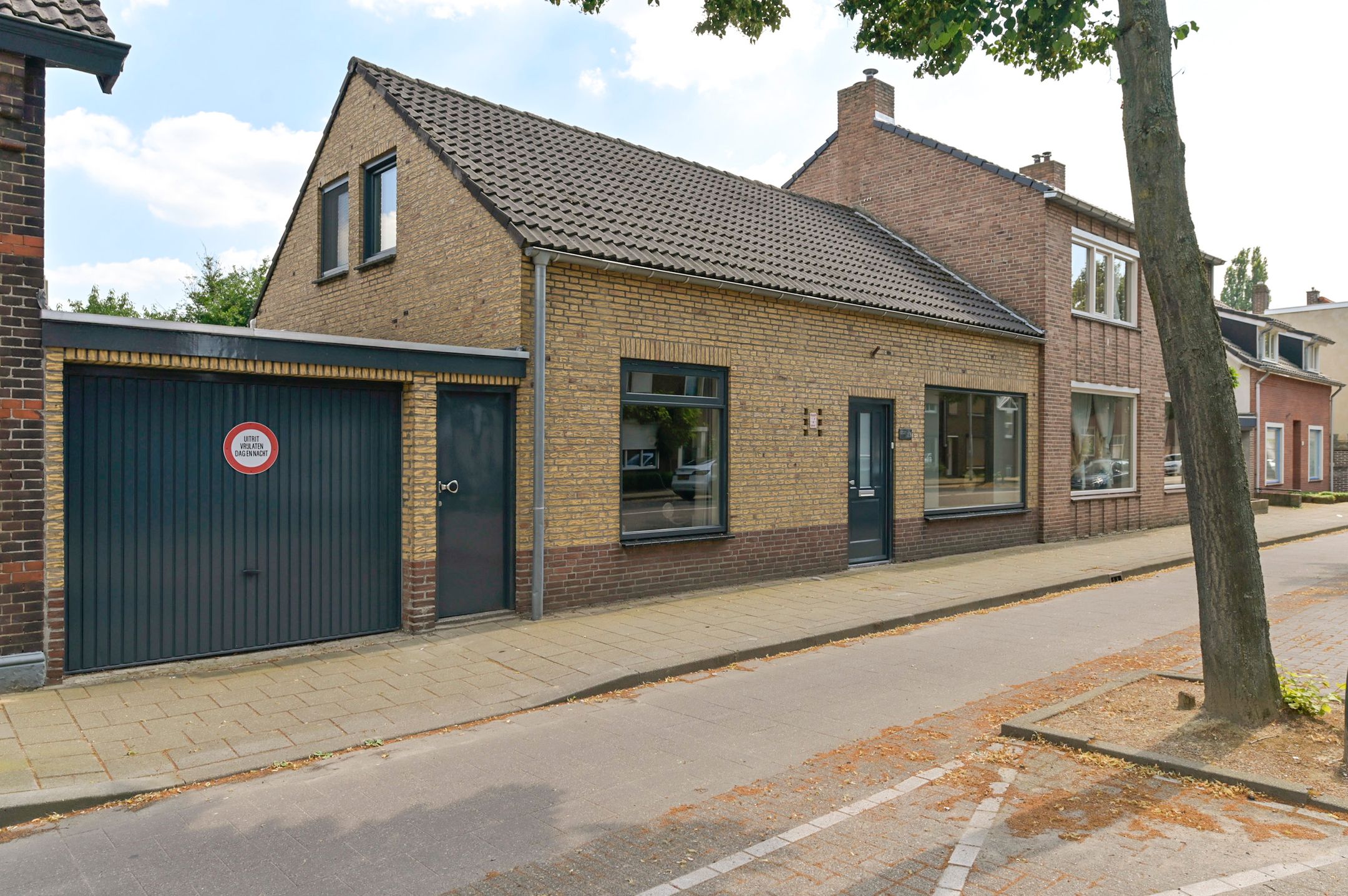 Baarlosestraat 13