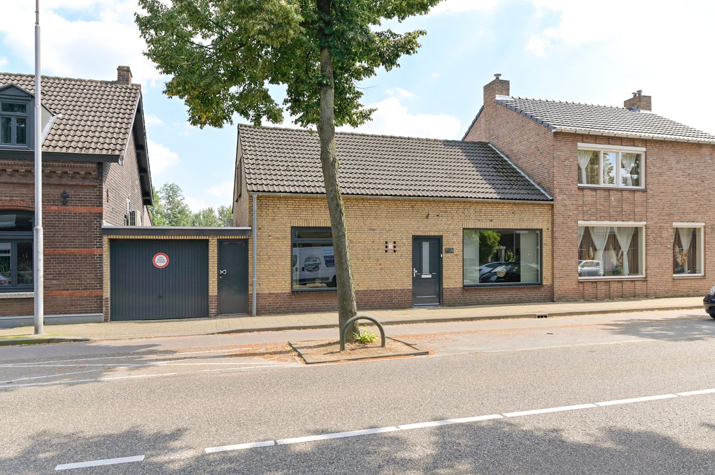 Foto 50 van Baarlosestraat 13