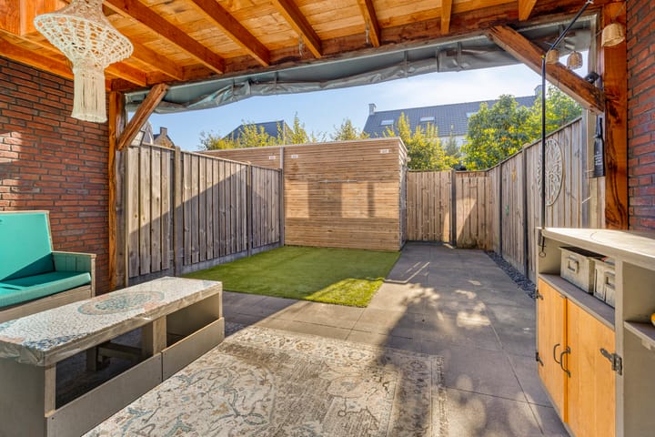 Tussenwoning te koop: Merensteinplein 23, Beek En Donk