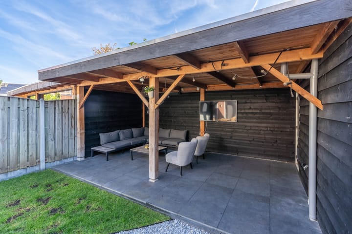 Tussenwoning te koop: Vossestaart 8, Venray