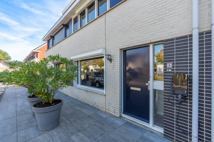 Tussenwoning te koop: Vossestaart 8, Venray